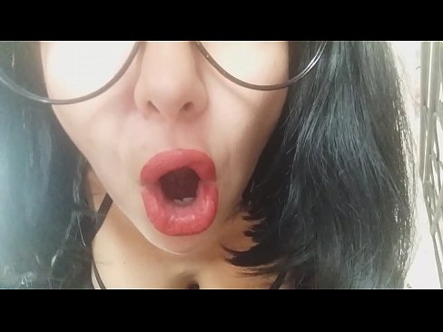 ❤️ ליב, דיין שטיף מאמע וועט דיך היינט נישט לאזן גיין אין שול... איך דארף דיך צופיל... שיין פּאָרן ביי אונדז ﹏